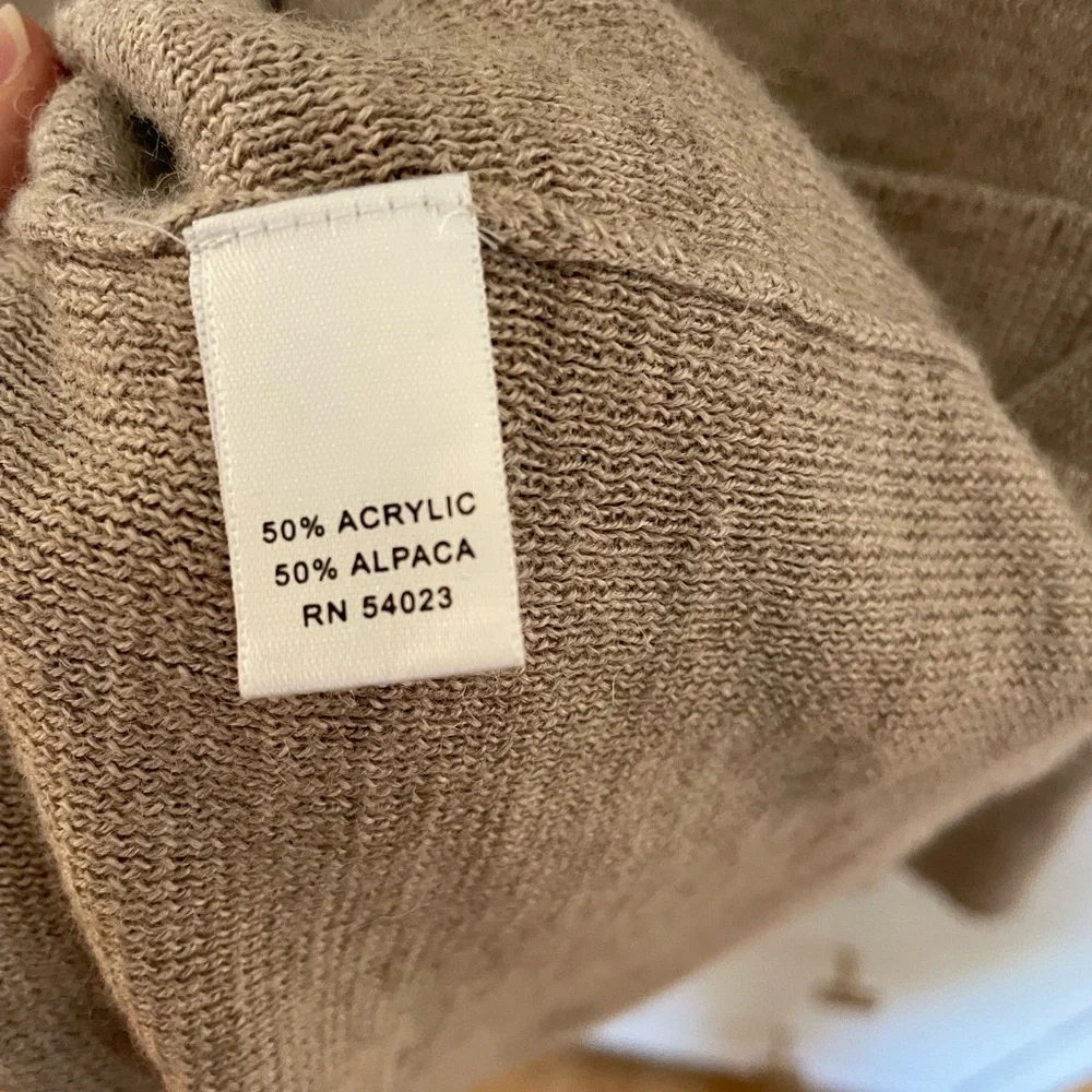 Banana Republic Alpaca Blend Crewneck Cardigan - Picture 6 of 7